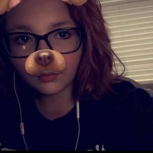 Meet your Posher, Cassandra